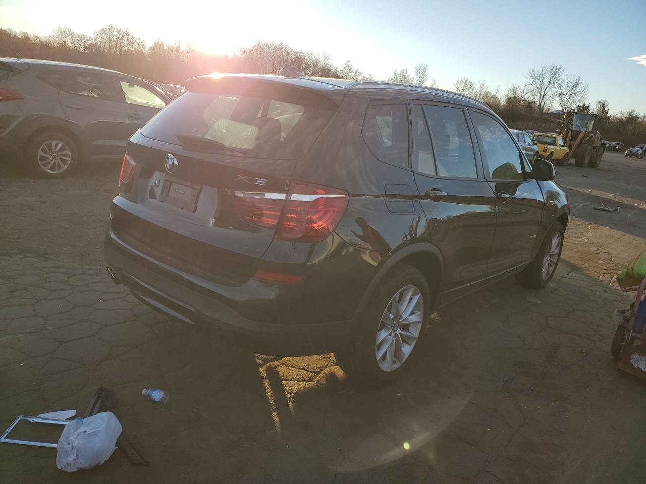 VIN 5UXWX9C3XH0W77289 2017 BMW X3 no.3