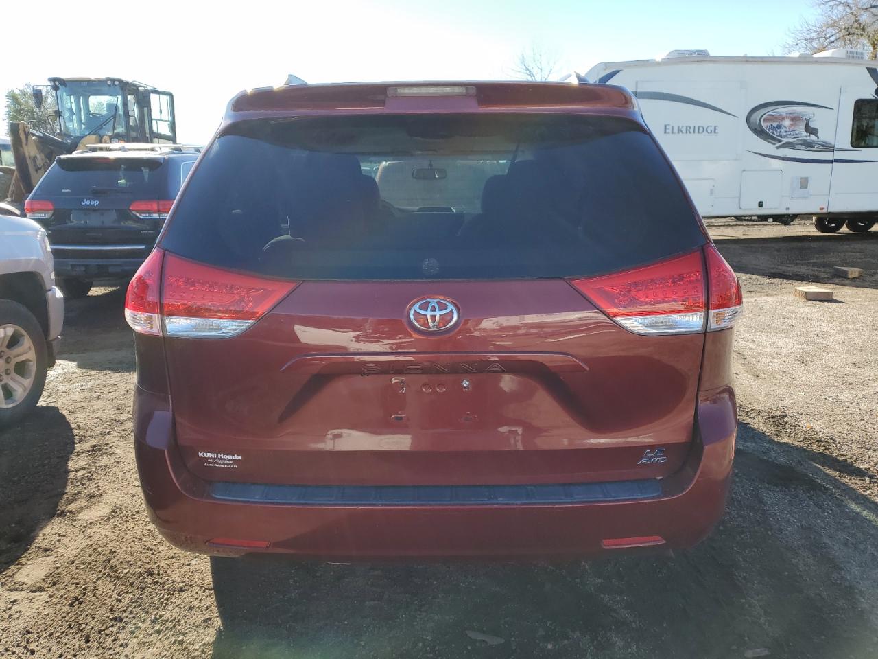 2011 Toyota Sienna - Image 6