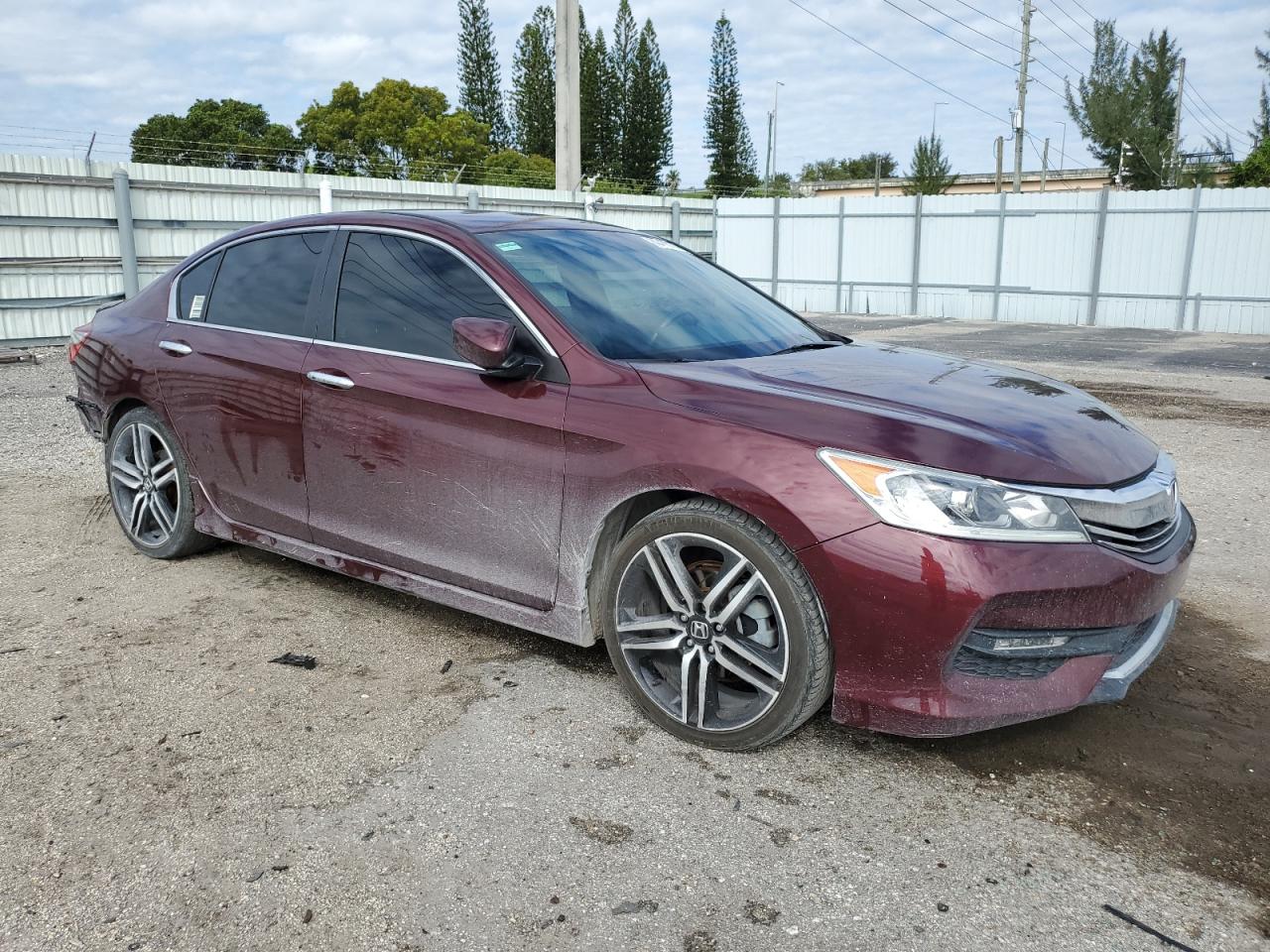 2016 Honda Accord - Image 4