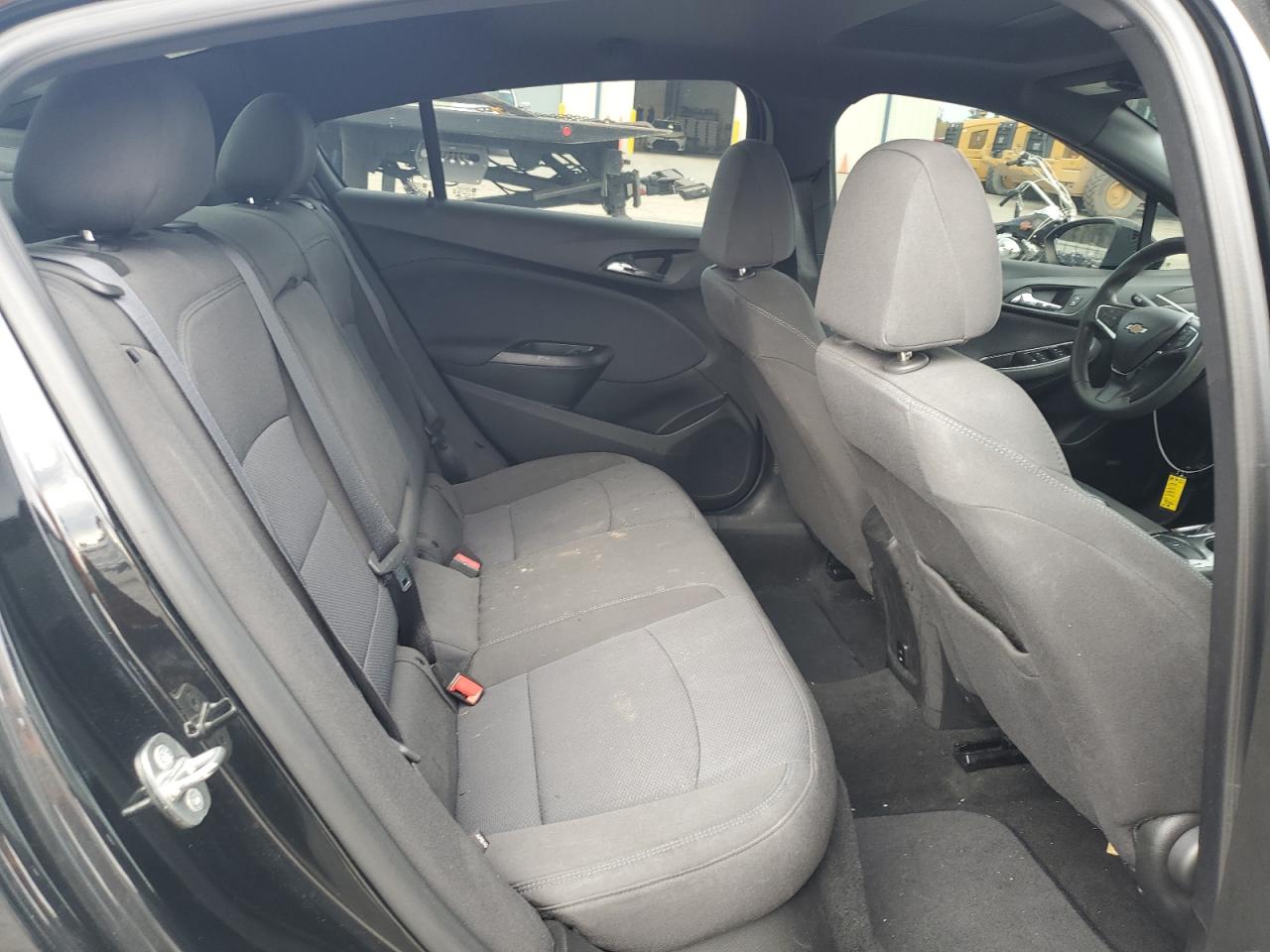 2018 Chevrolet Cruze - Image 10