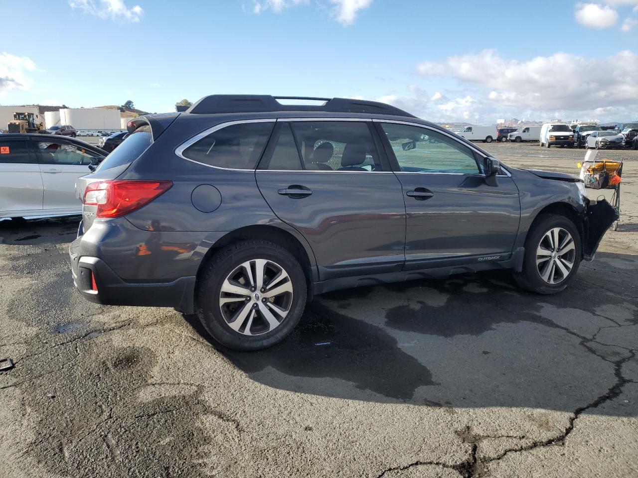 2019 Subaru Outback - Image 3