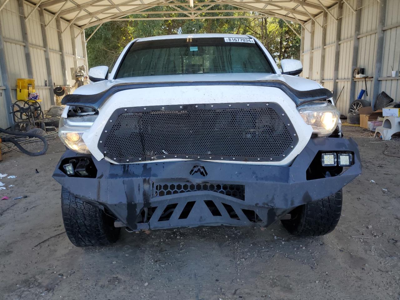 2016 Toyota Tacoma - Image 5
