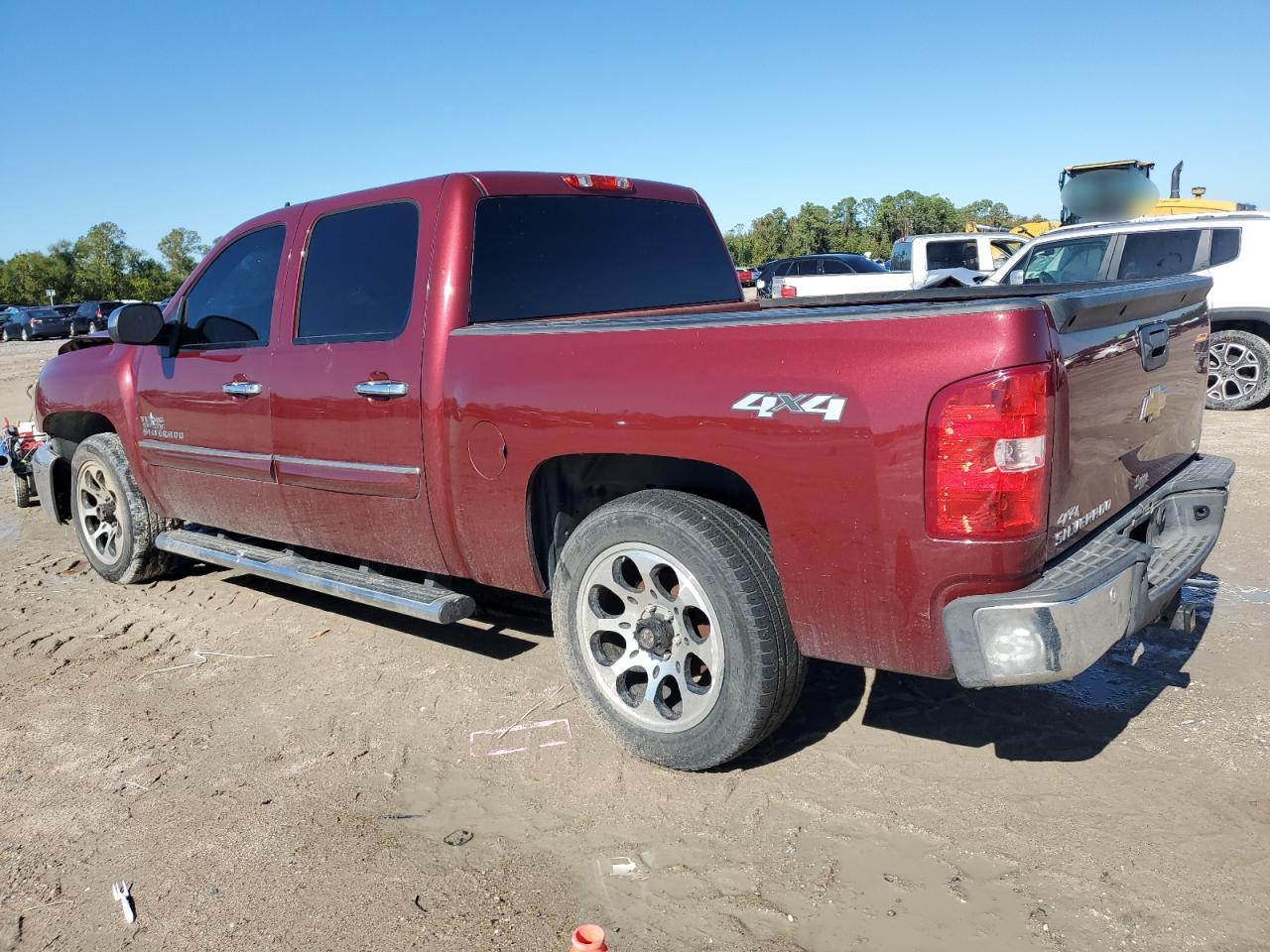 VIN 3GCPKSE74DG163021 2013 CHEVROLET ALL Models no.2