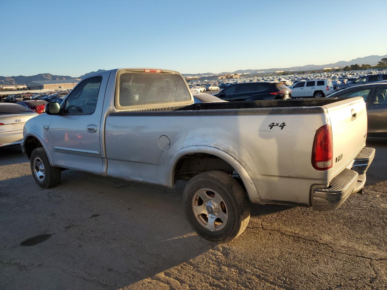 2001 Ford F-150 - Image 2