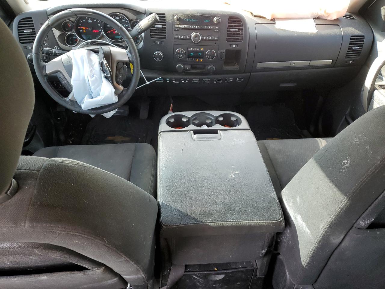 2013 Chevrolet Silverado - Image 8