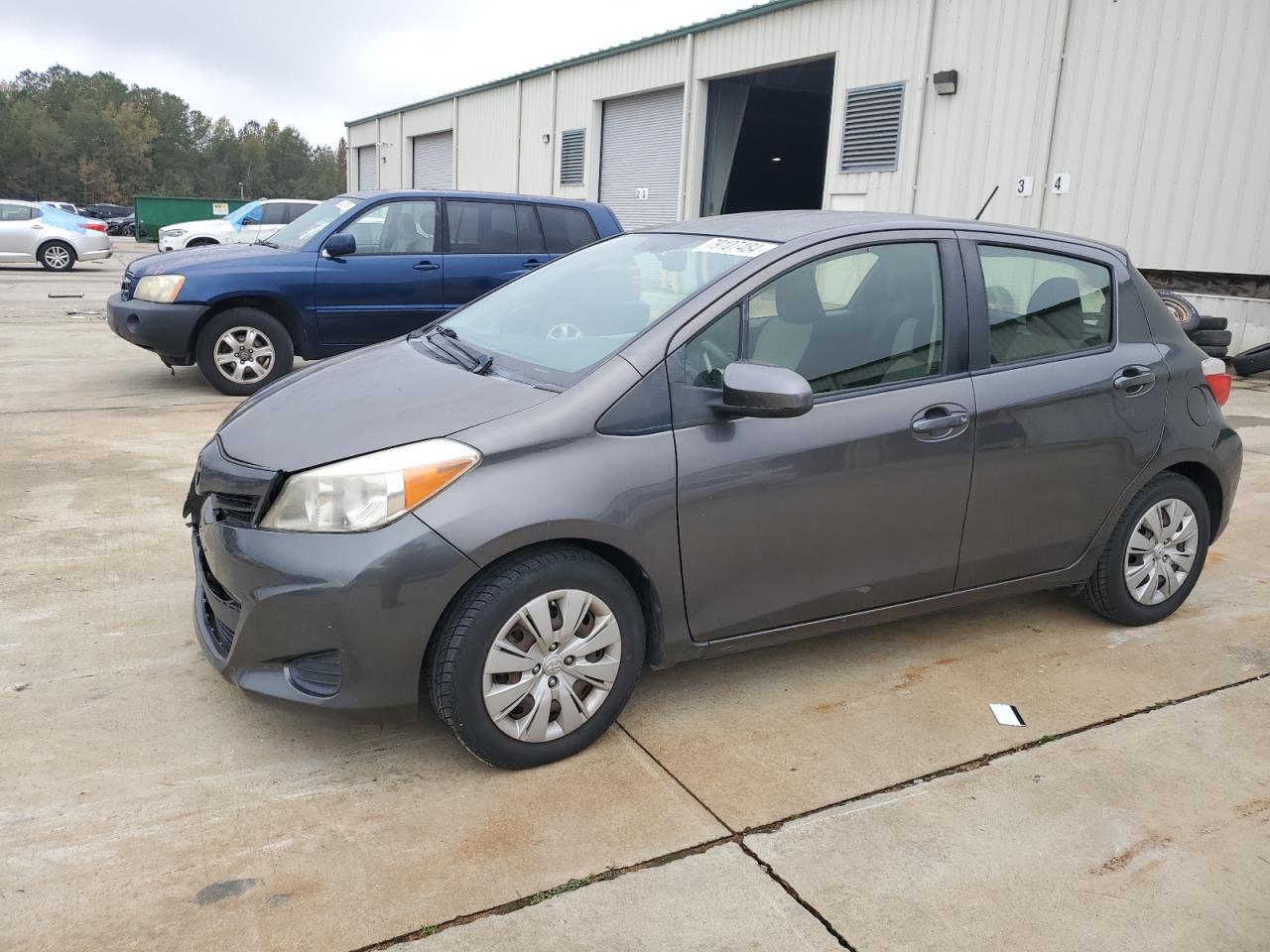 VIN JTDKTUD32DD553145 2013 TOYOTA YARIS no.1