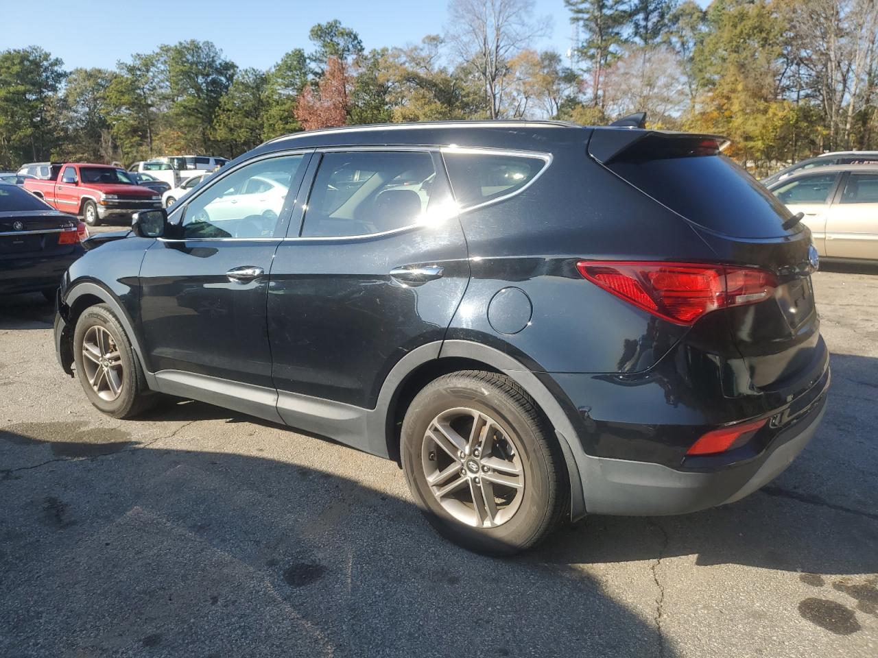 2018 Hyundai Santa Fe - Image 2