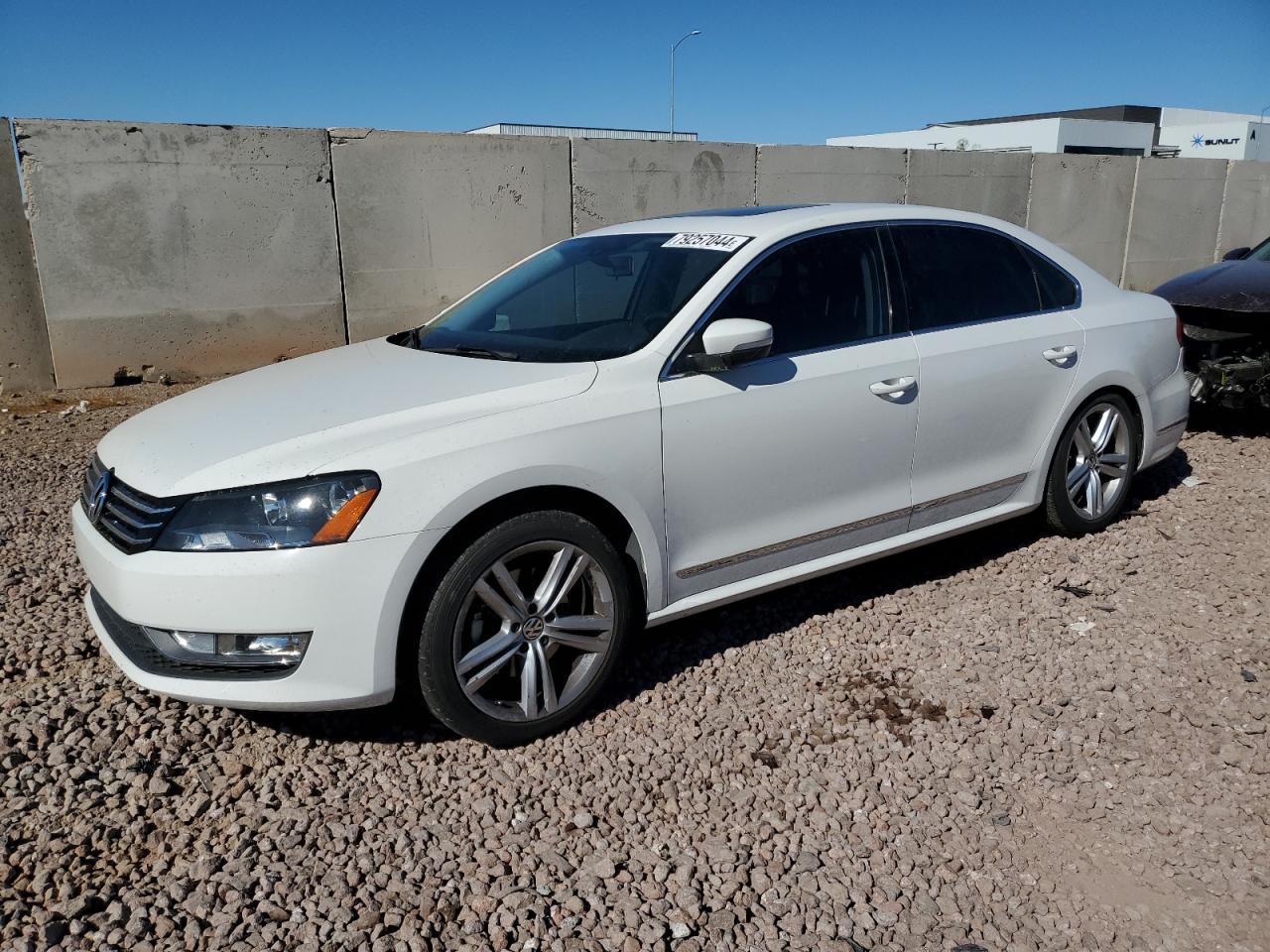 2015 Volkswagen Passat - Image 1
