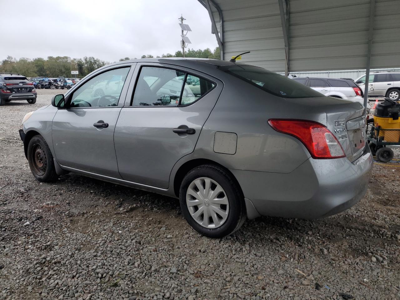 2013 Nissan Versa - Image 2