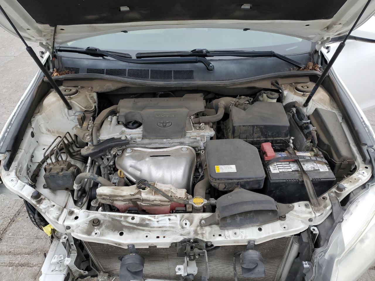 2015 Toyota Camry - Image 11