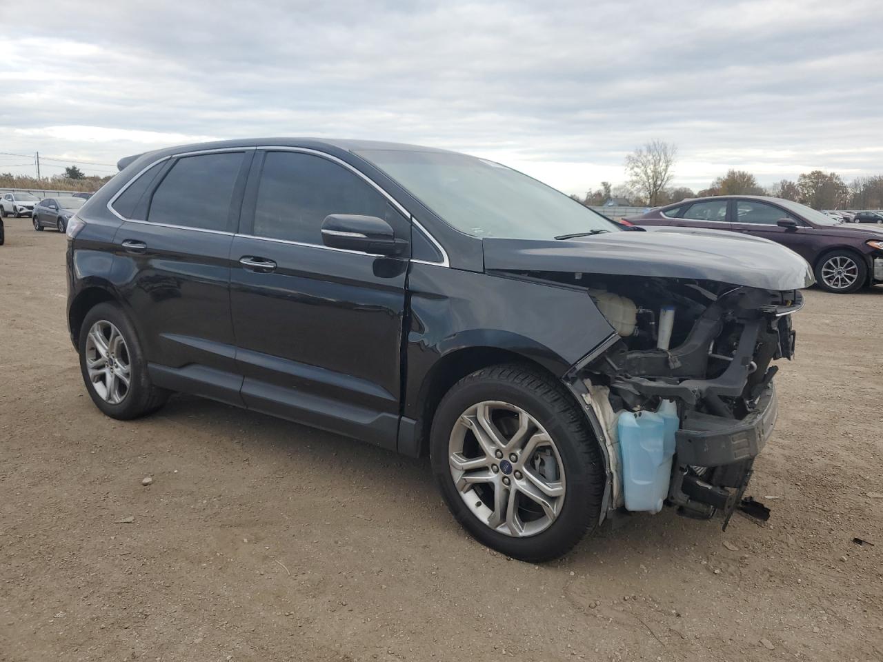 2017 Ford Edge - Image 4