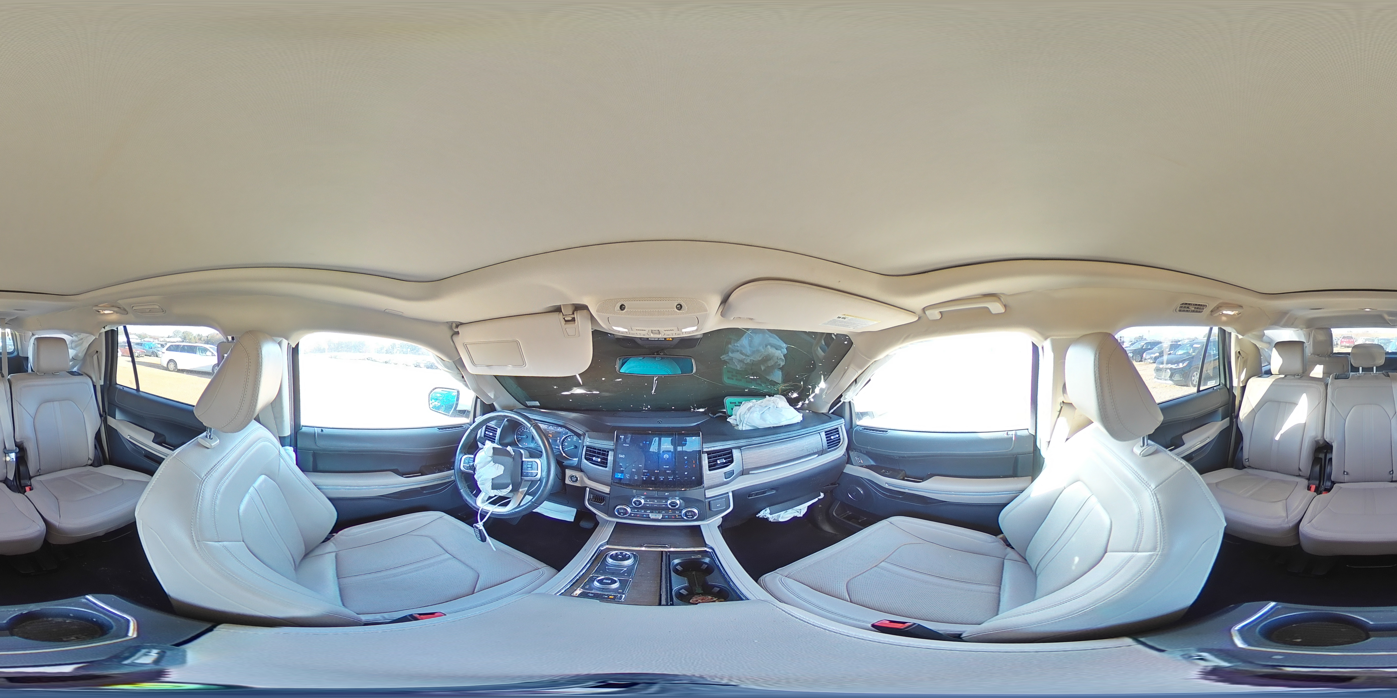 2022 Ford Expedition - Image 13