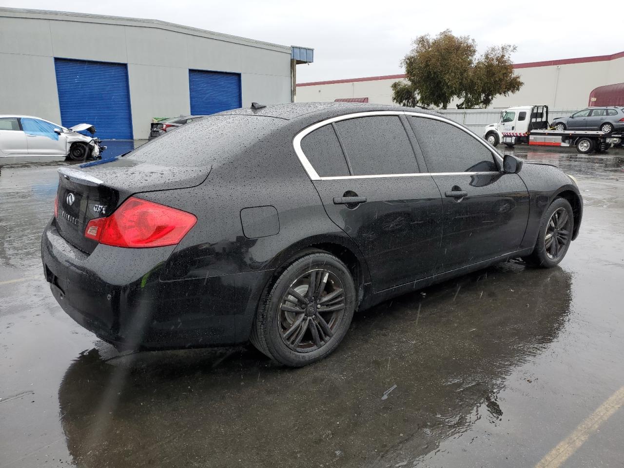2012 Infiniti G - Image 3