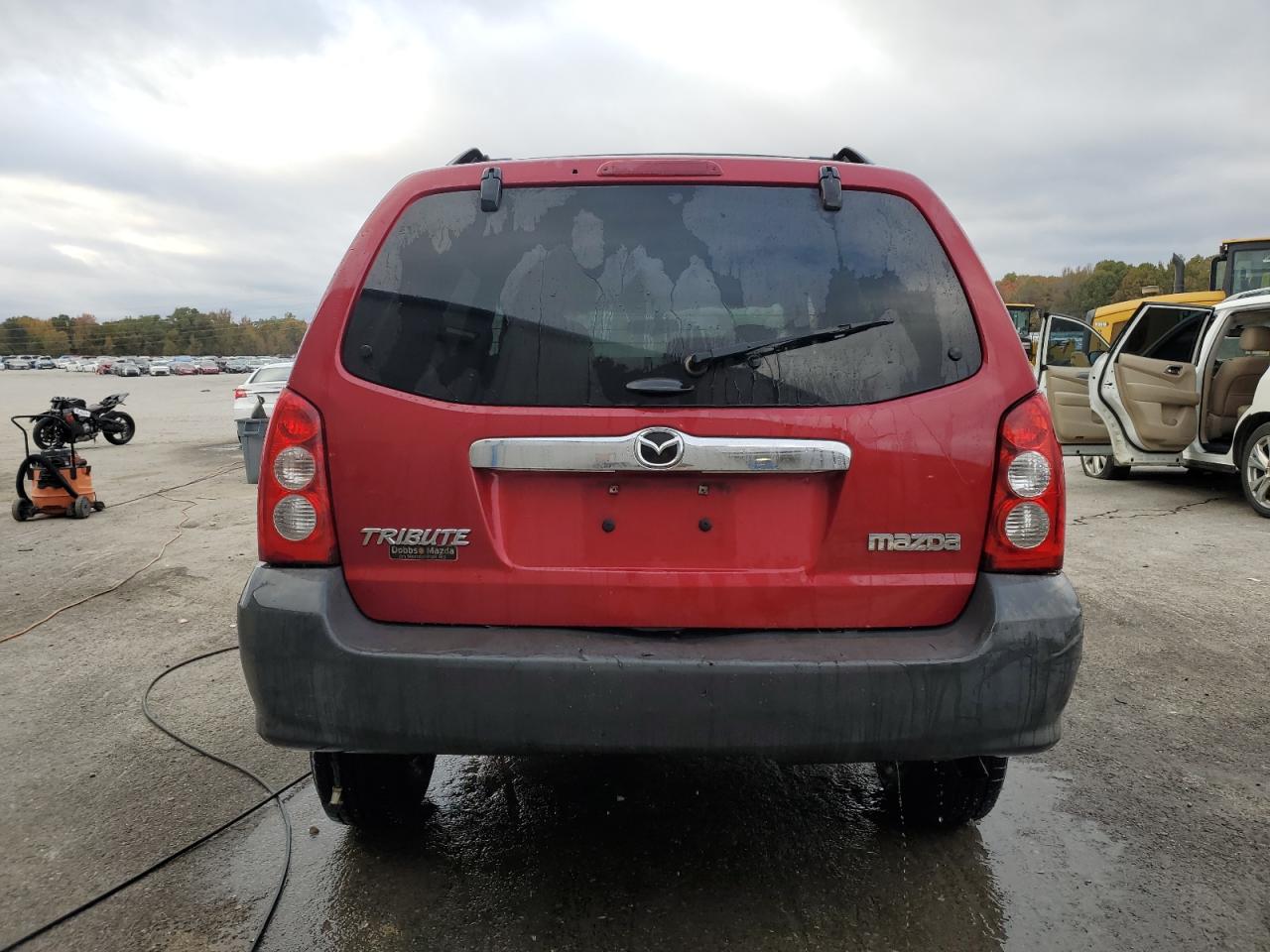 2005 Mazda Tribute I VIN: 4F2YZ02Z55KM63784 Lot: 82362674
