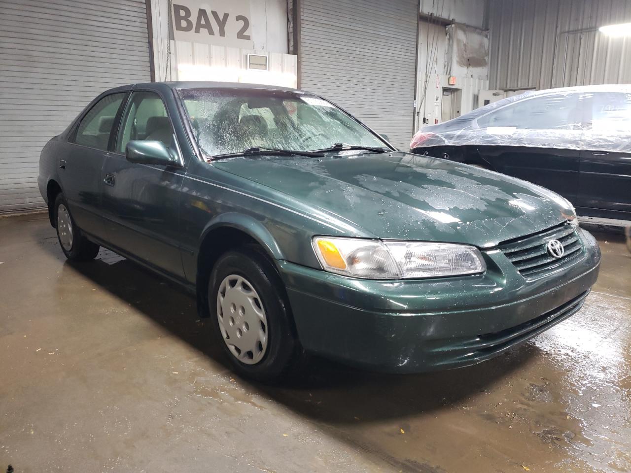 1999 Toyota Camry - Image 4