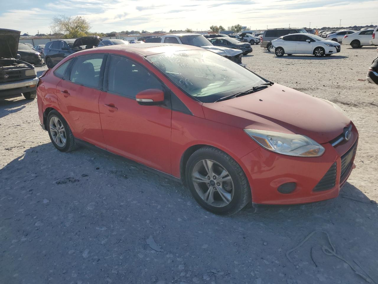 VIN 1FADP3F28EL438946 2014 FORD FOCUS no.4