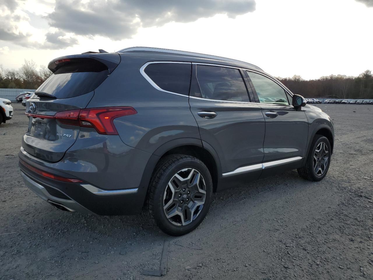 2021 Hyundai Santa Fe - Image 3