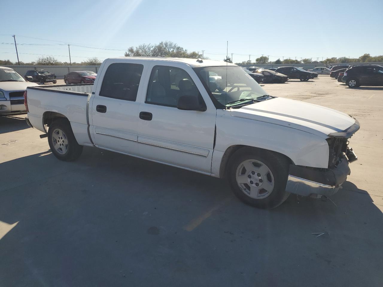2005 Chevrolet Silverado - Image 4