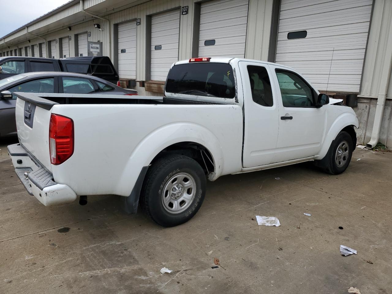 2017 Nissan Navara (Frontier) - Image 3