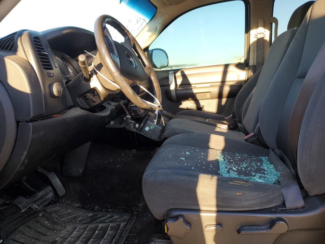 2009 GMC Sierra - Image 7