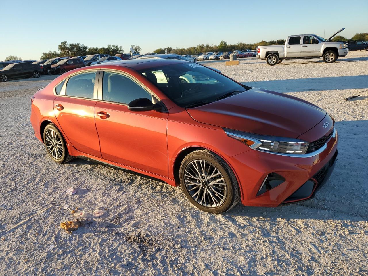 2024 Kia Forte - Image 4