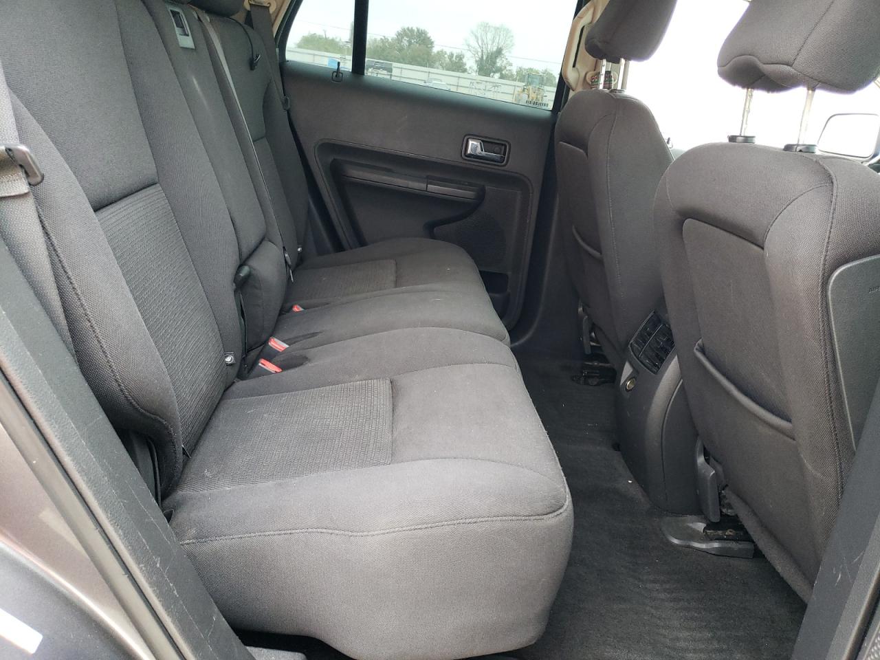 2010 Ford Edge - Image 11