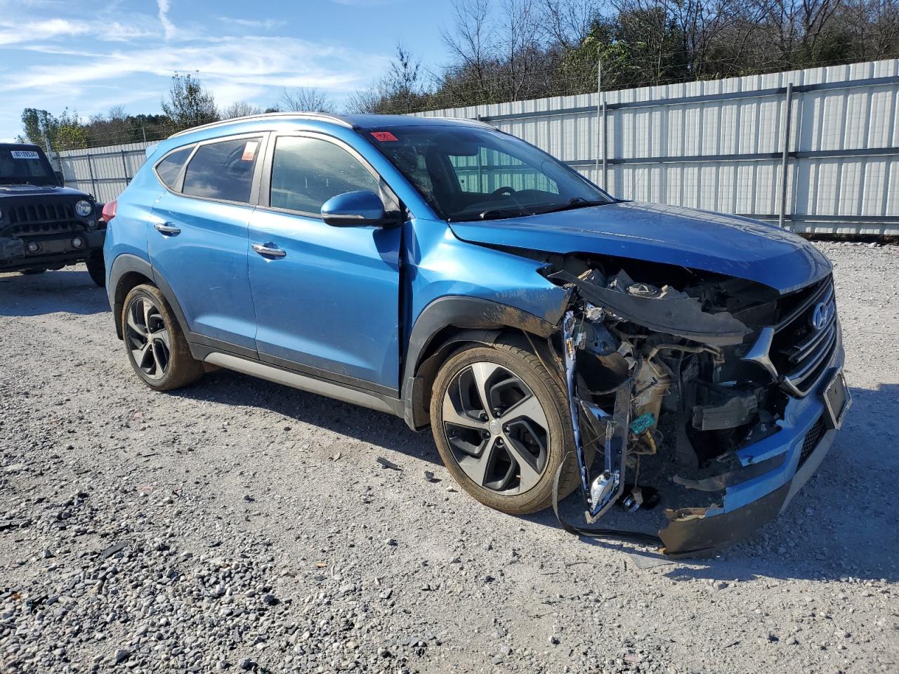 2017 Hyundai Tucson - Image 4