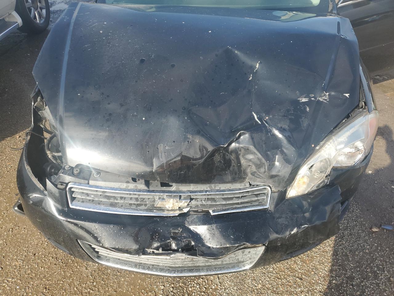 2006 Chevrolet Impala - Image 11