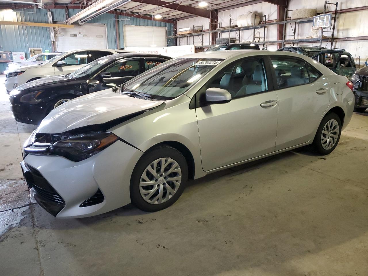 VIN 2T1BURHE0JC000914 2018 TOYOTA COROLLA no.1