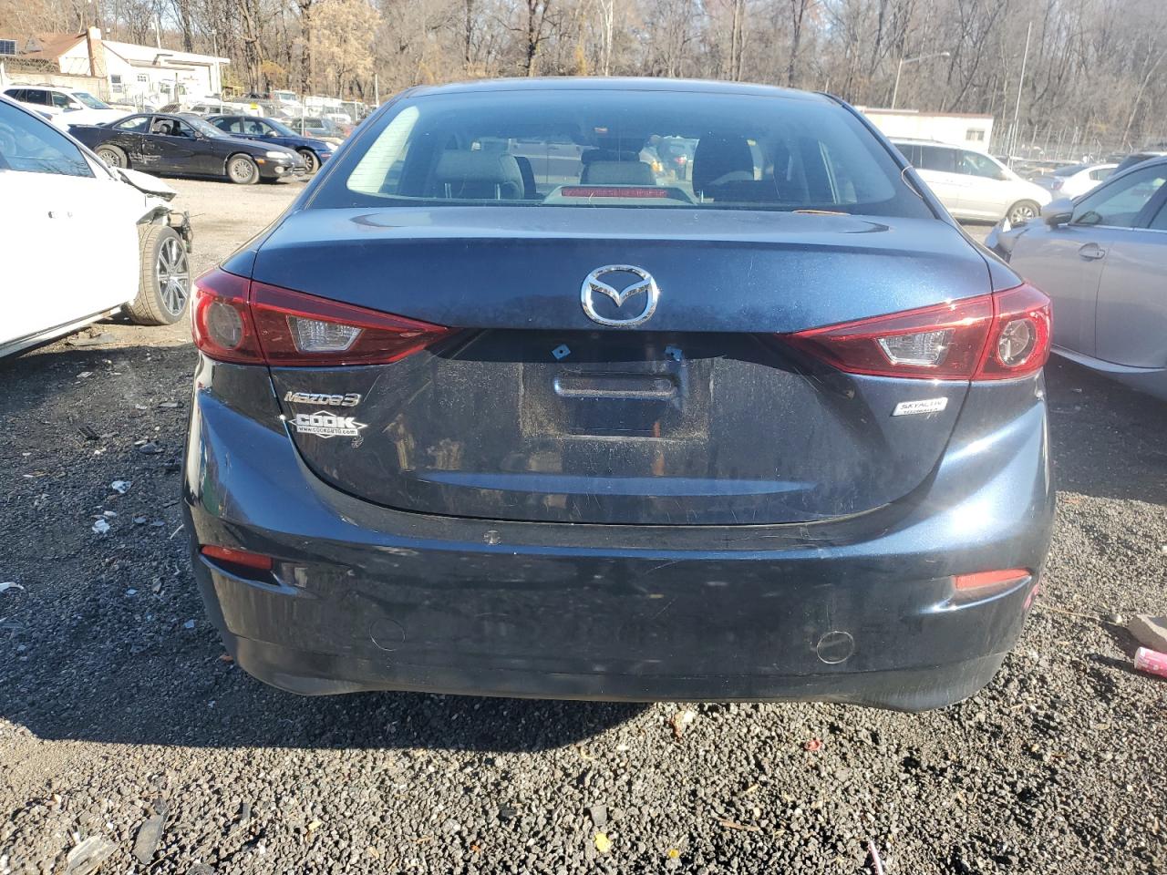 2018 Mazda 3 - Image 6