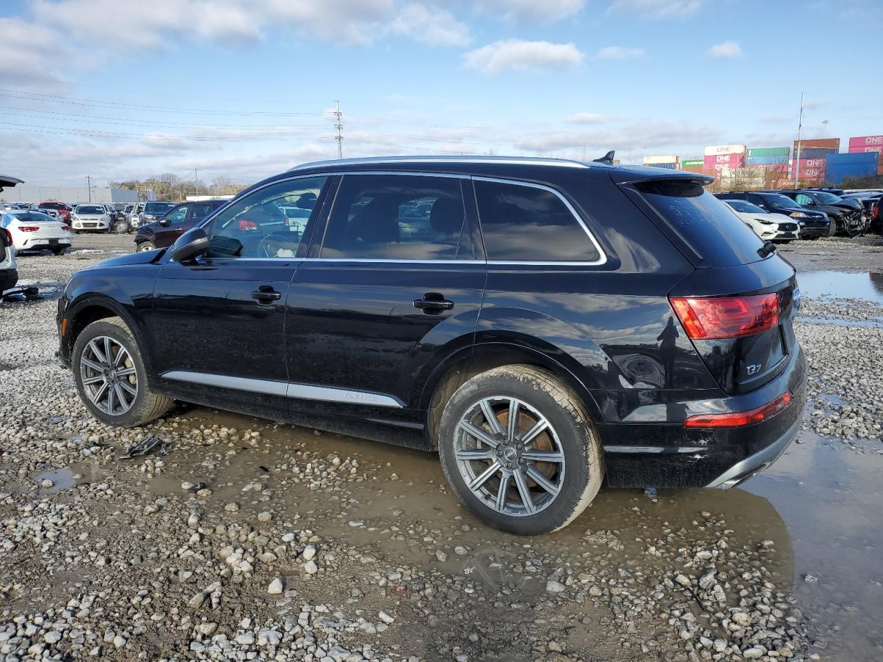 2017 Audi Q7 - Image 2