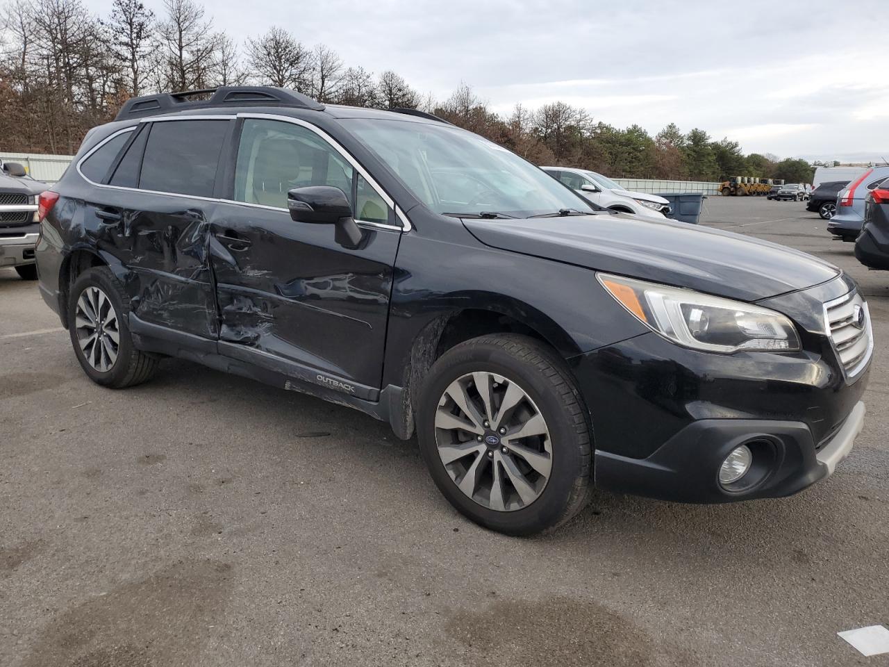 2017 Subaru Outback - Image 4
