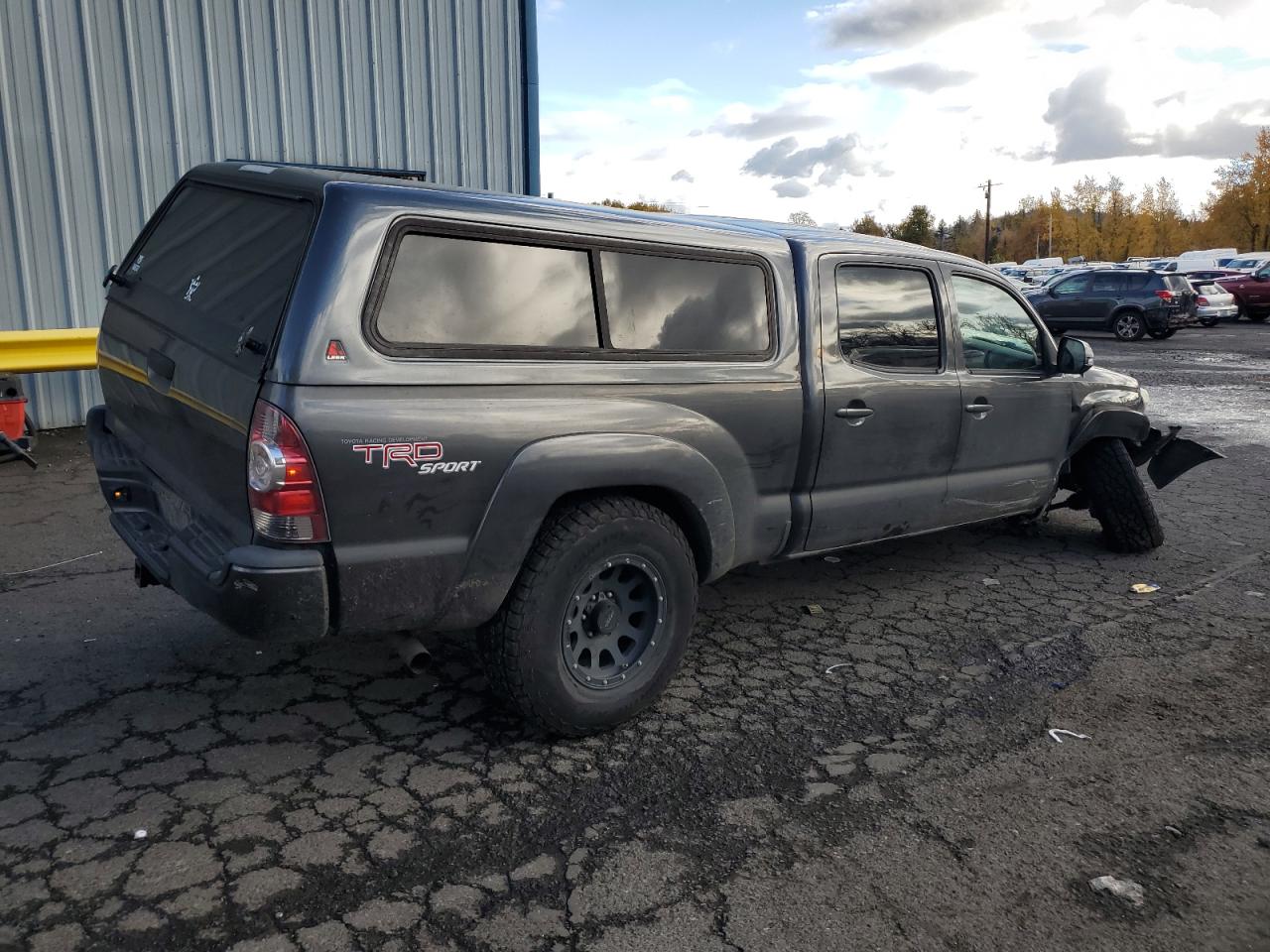 2013 Toyota Tacoma - Image 3