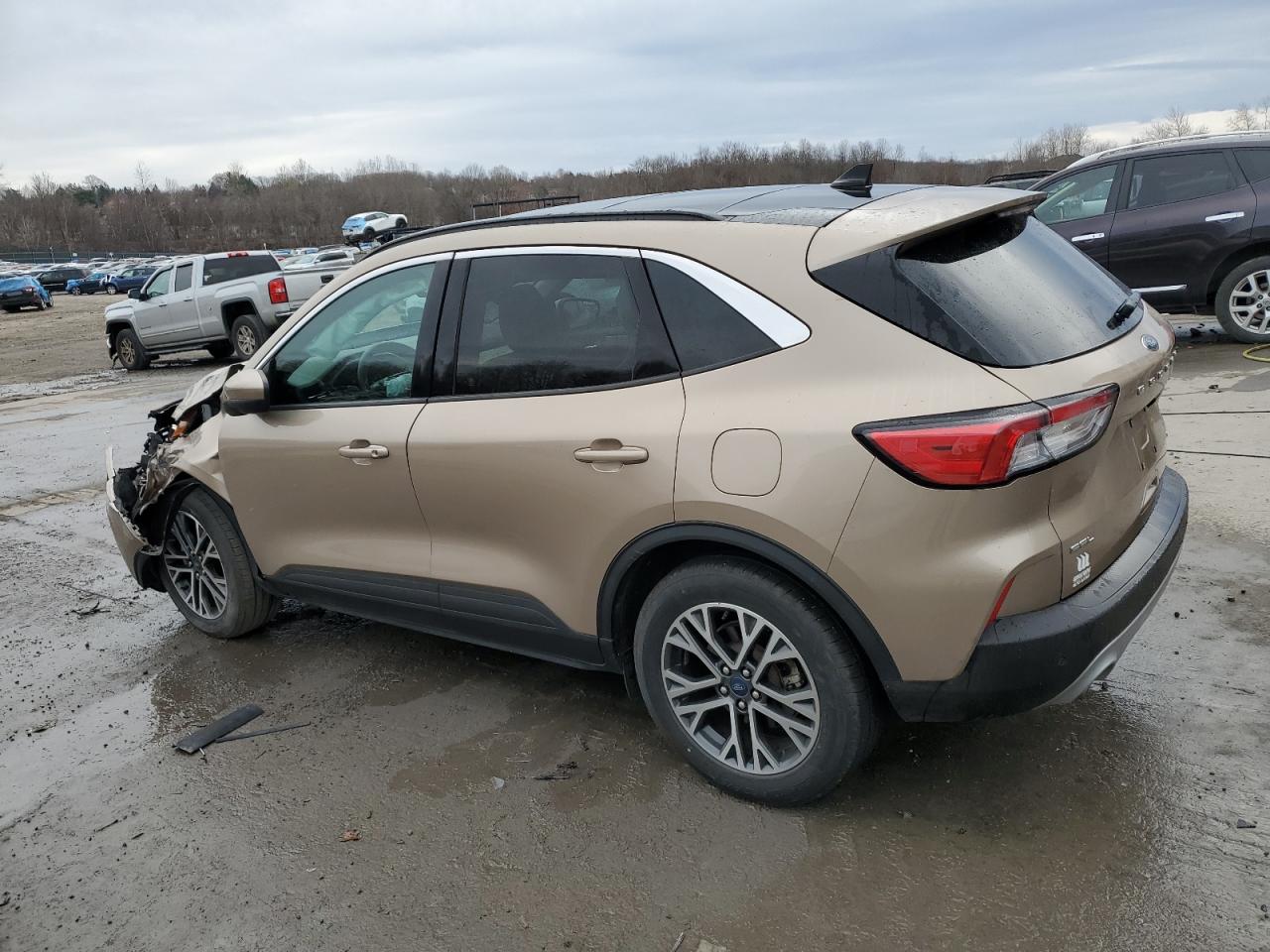 2020 Ford Escape - Image 2