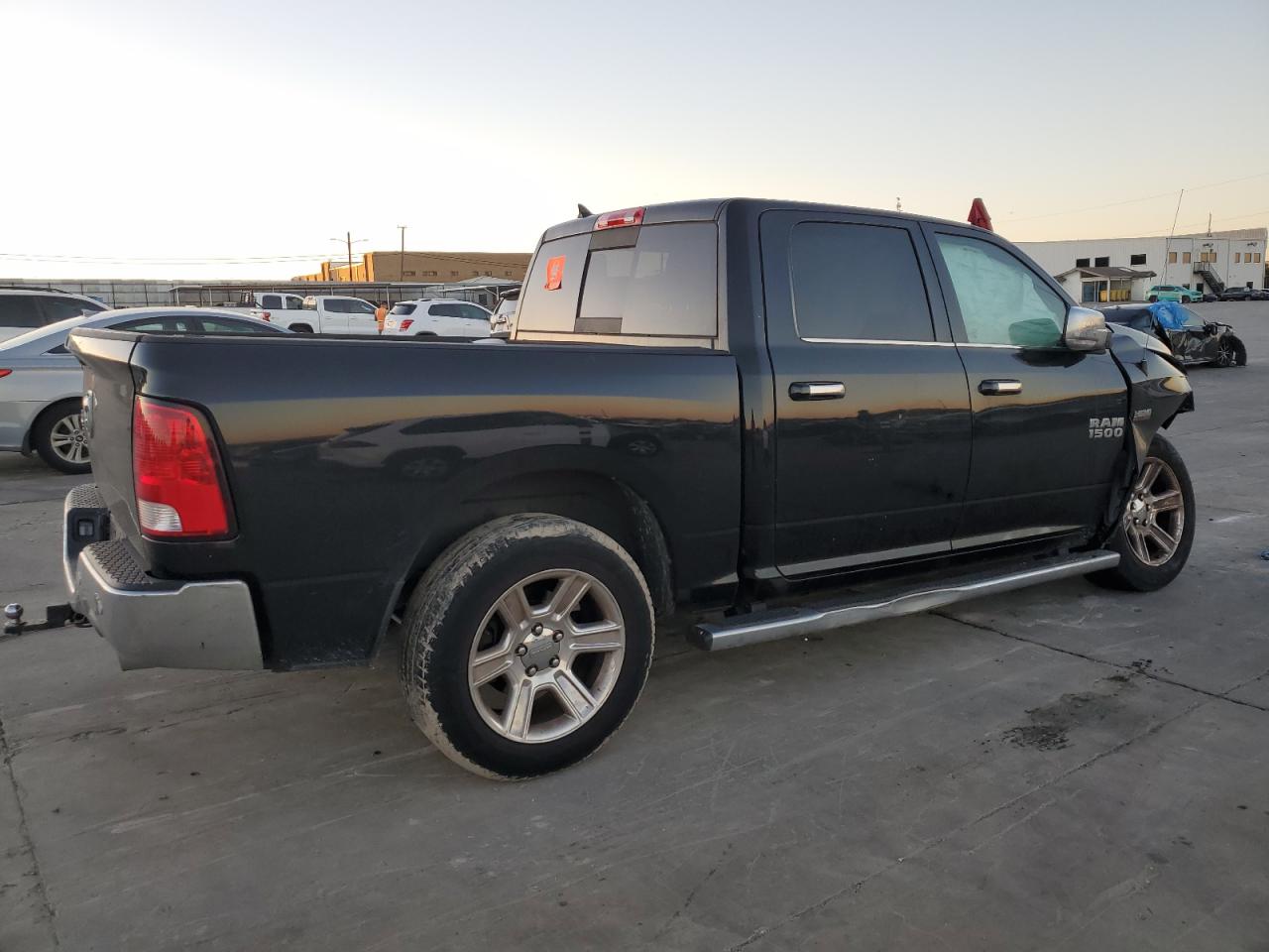 2018 RAM 1500 - Image 3
