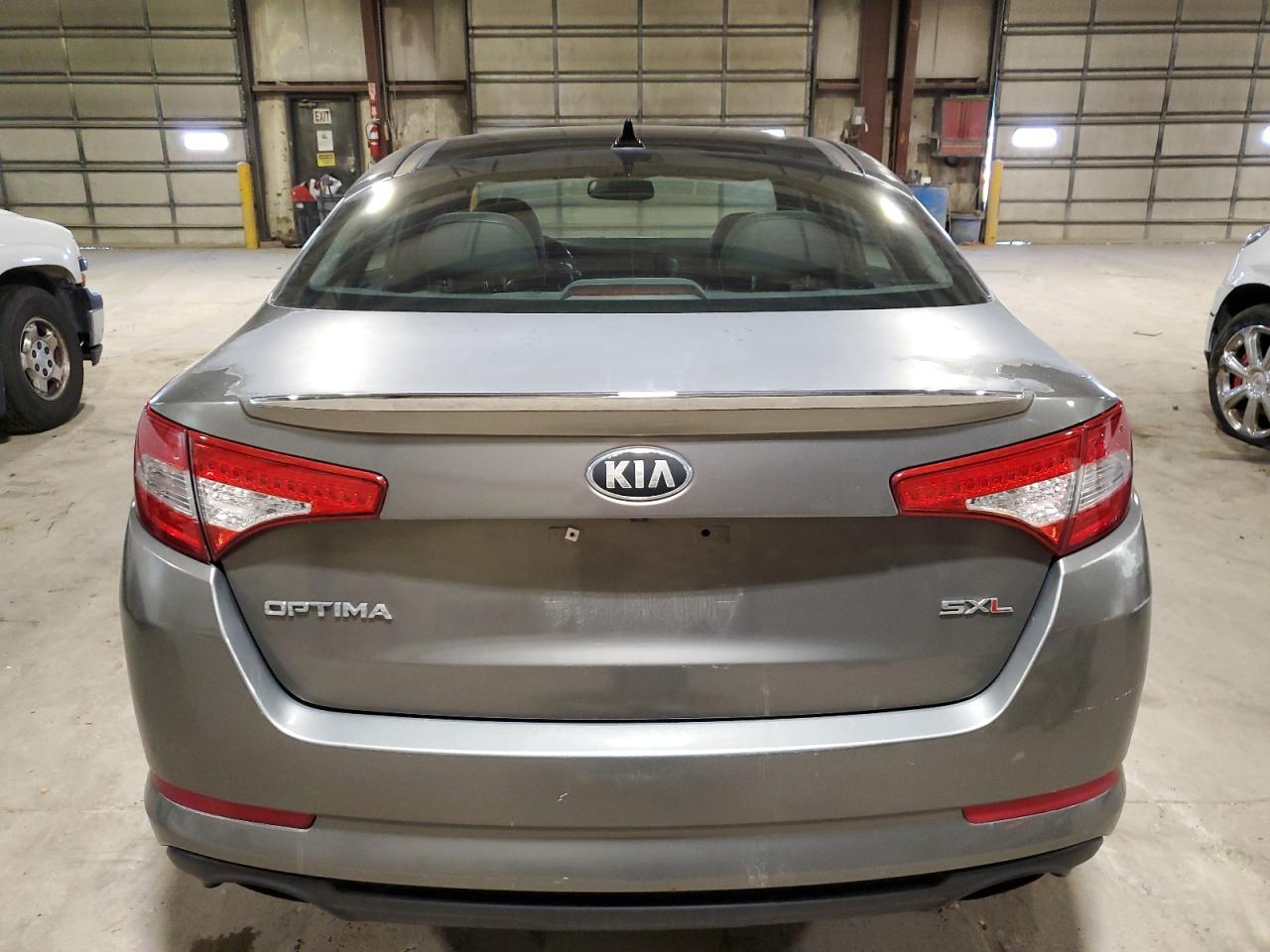 VIN 5XXGR4A60DG135143 2013 KIA OPTIMA no.6