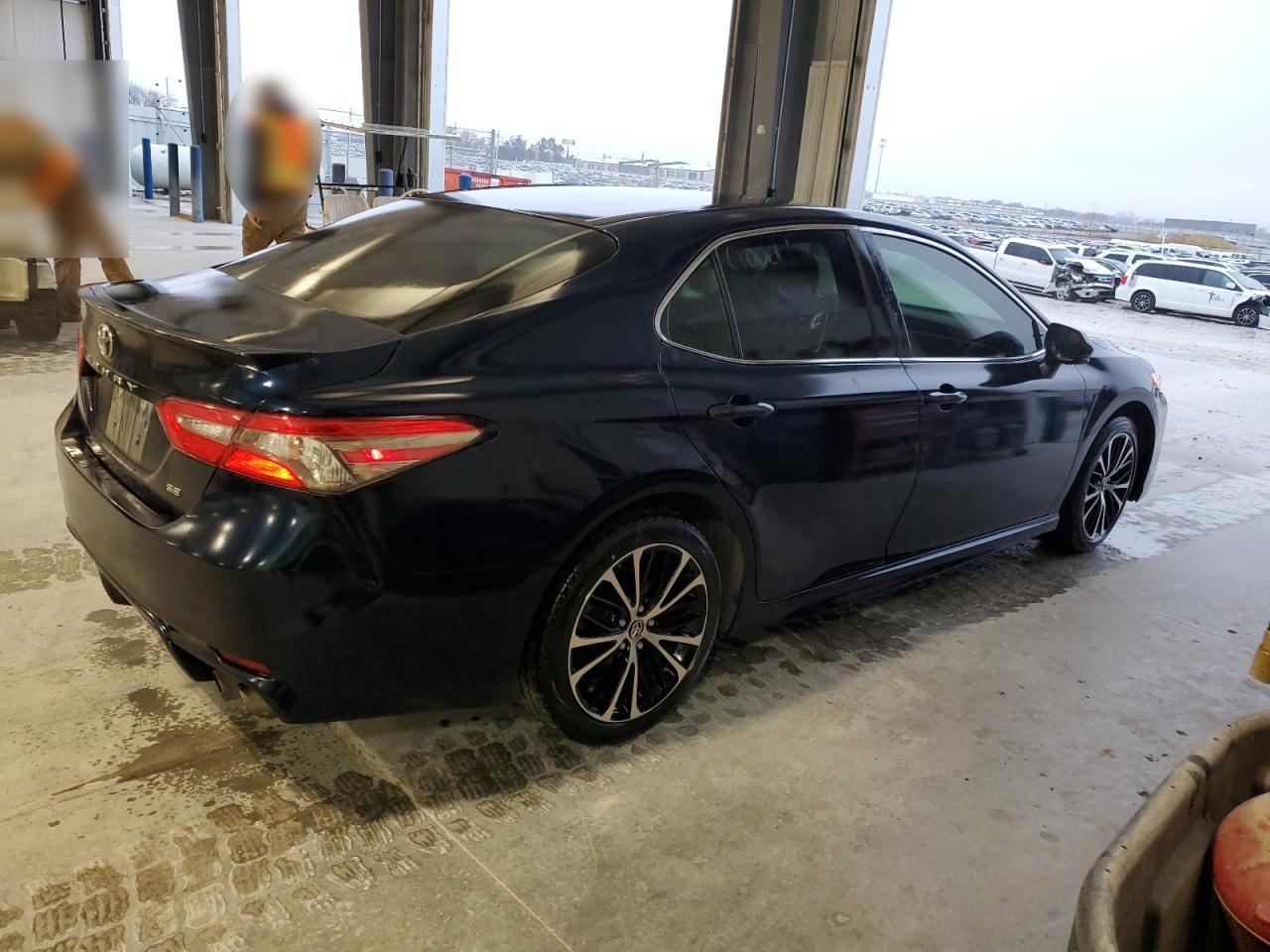 2018 Toyota Camry - Image 3