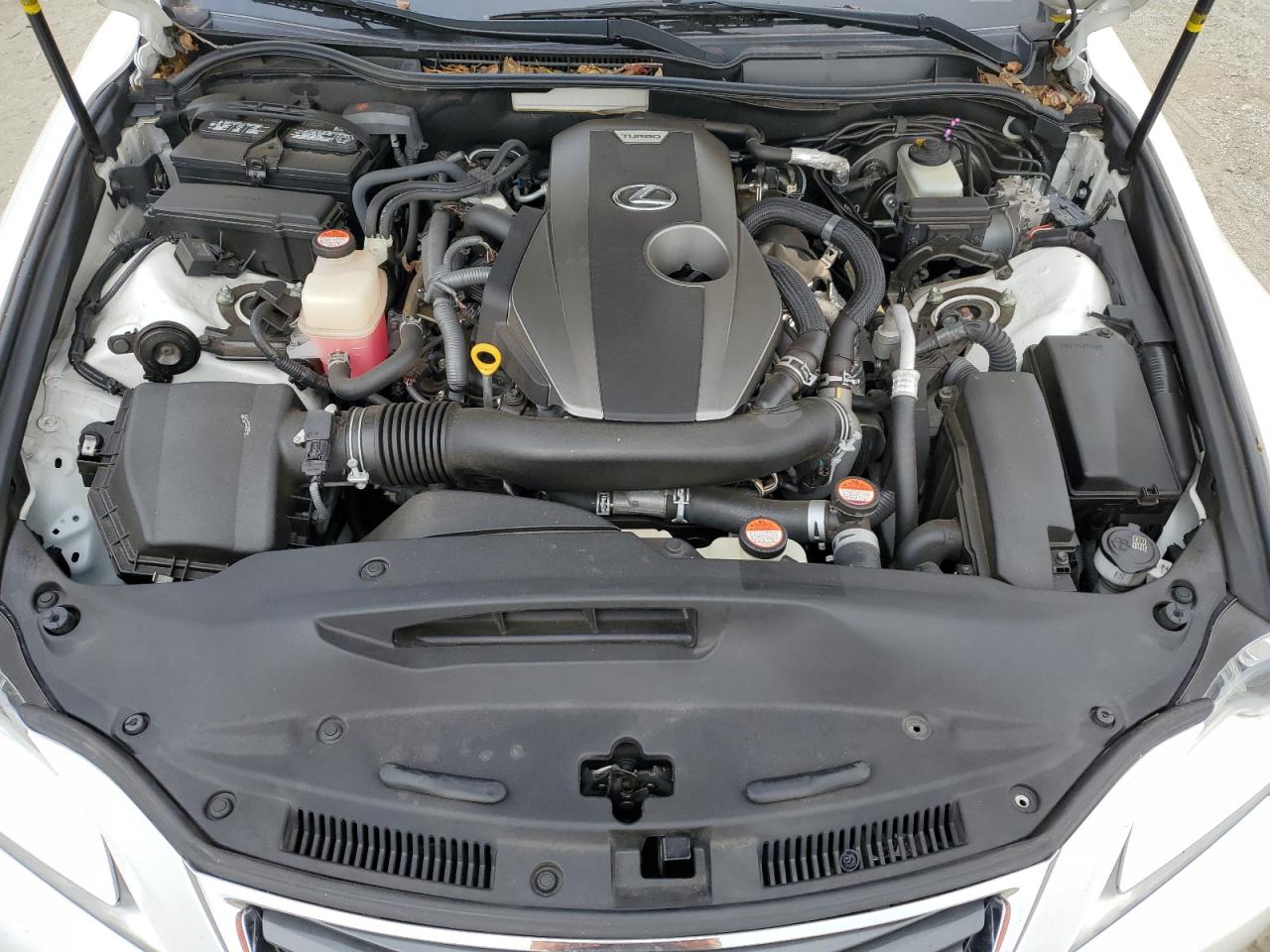 2016 Lexus IS - Image 11