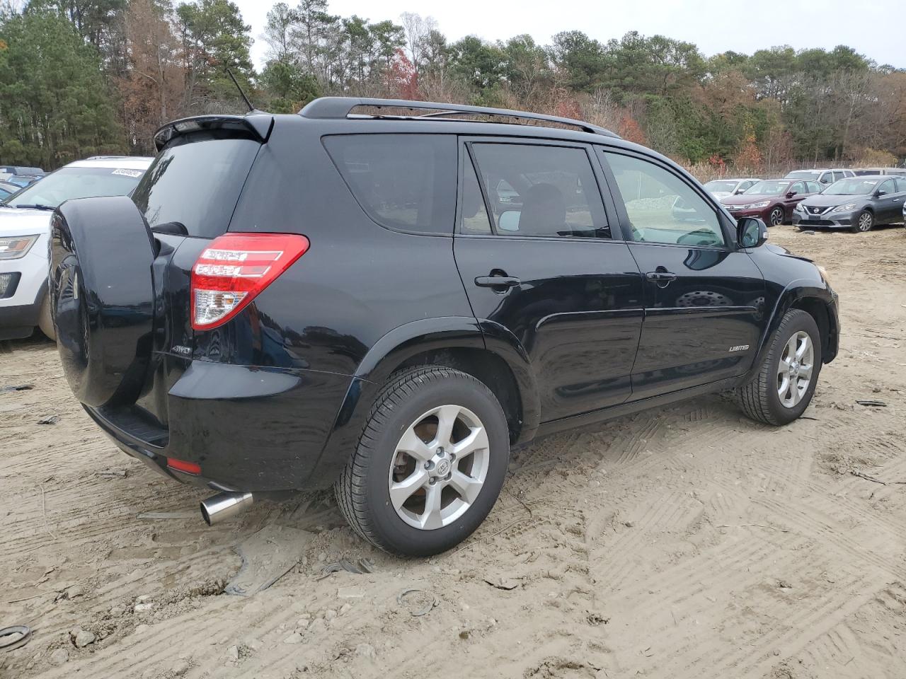 2009 Toyota RAV 4 - Image 3