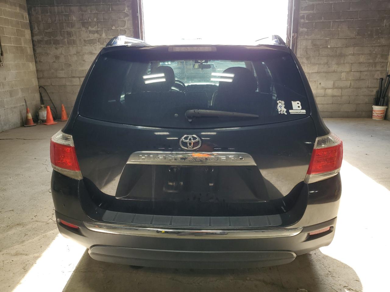 VIN 5TDZK3EH9DS114387 2013 TOYOTA HIGHLANDER no.6