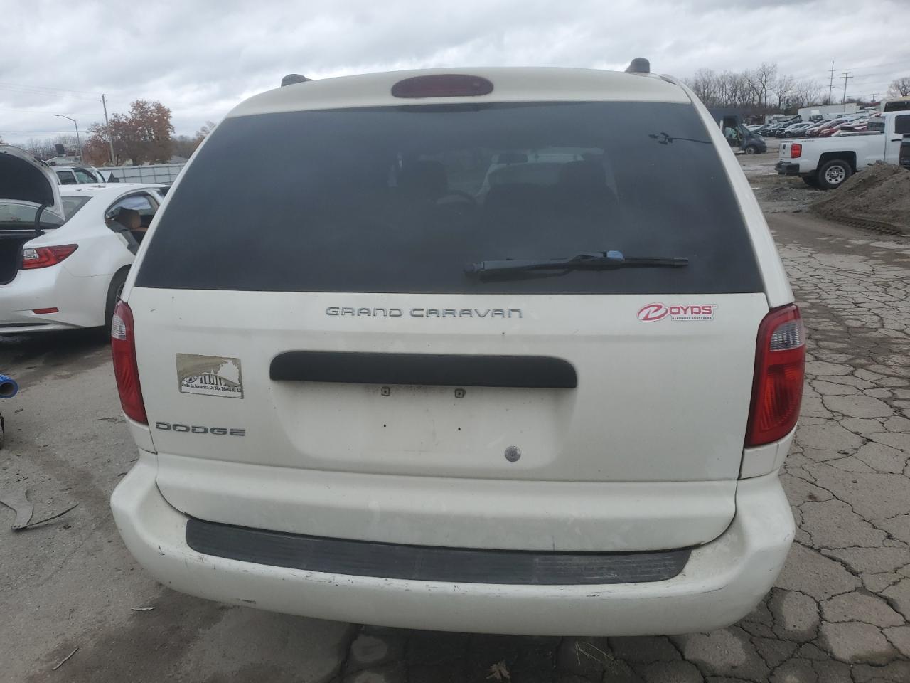2005 Dodge Caravan - Image 6