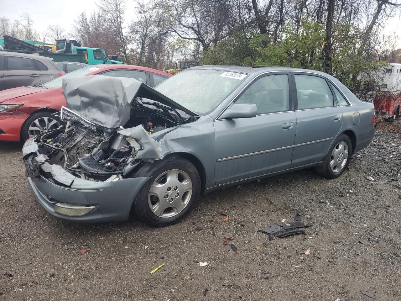 2004 Toyota Avalon - Image 1