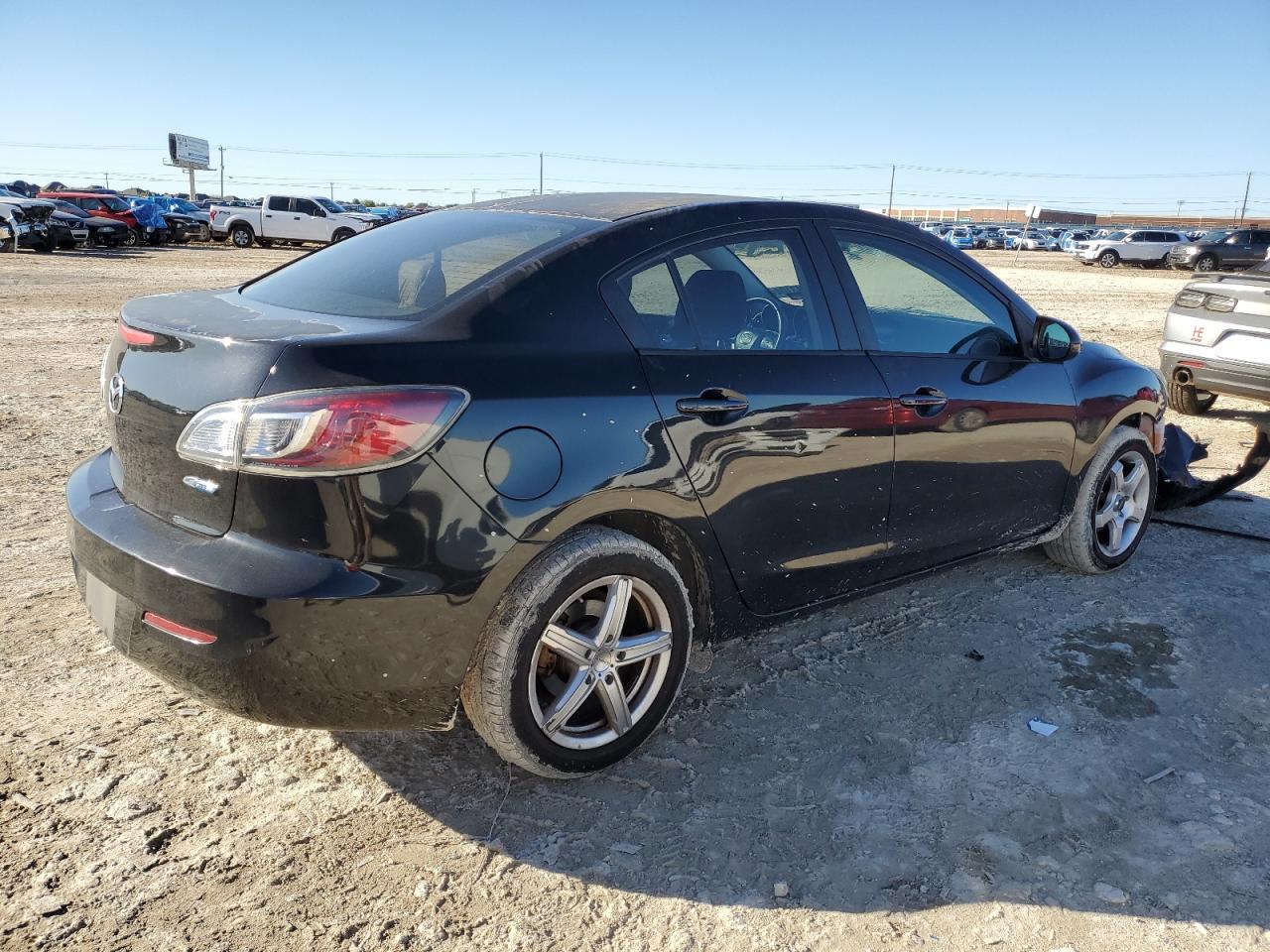2012 Mazda 3 - Image 3