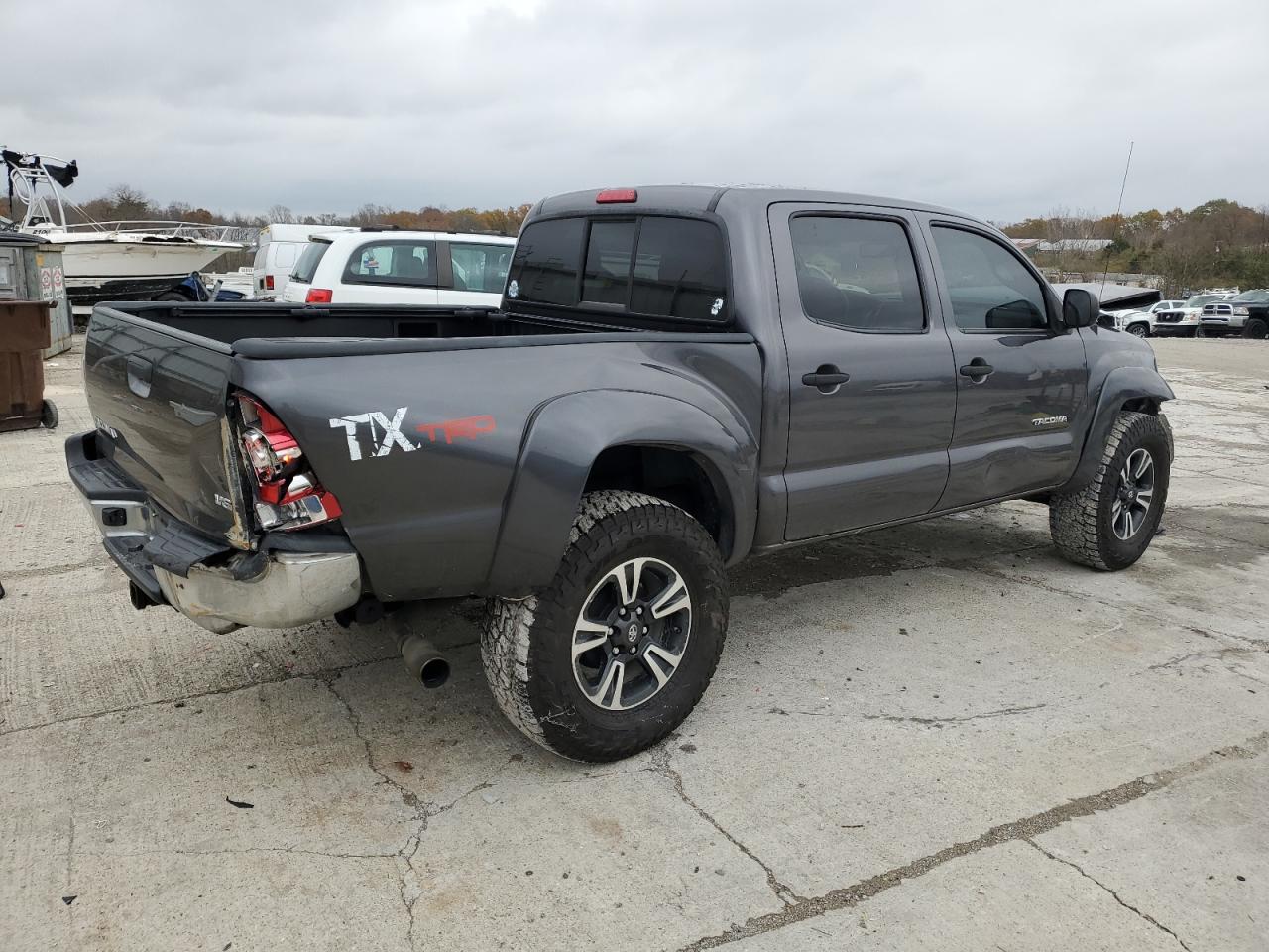 2011 Toyota Tacoma - Image 3