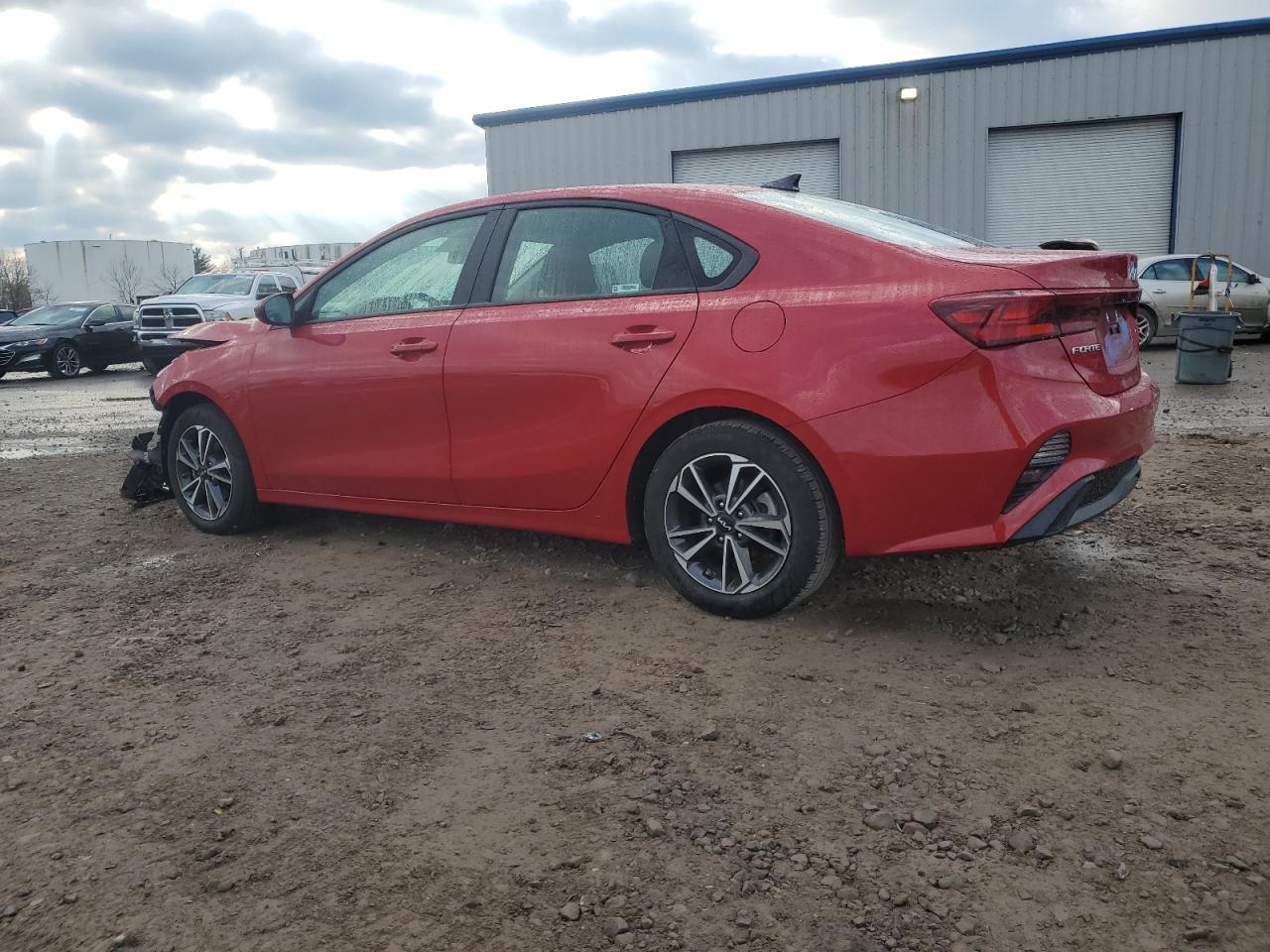2022 Kia Forte - Image 2