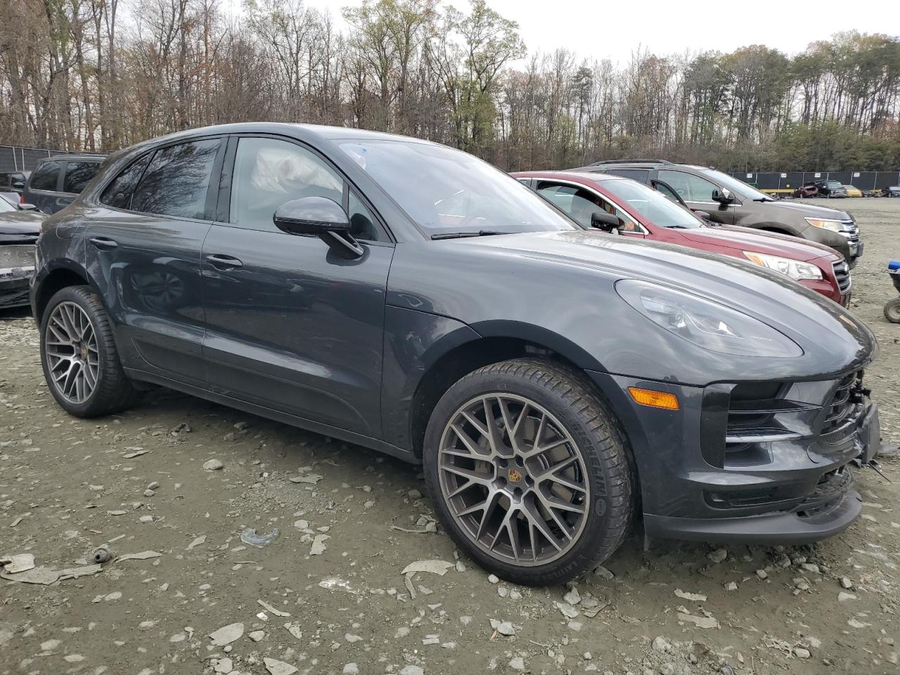 2020 Porsche Macan - Image 4