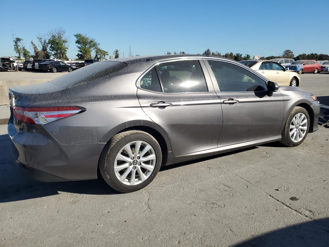 2018 Toyota Camry - Image 3