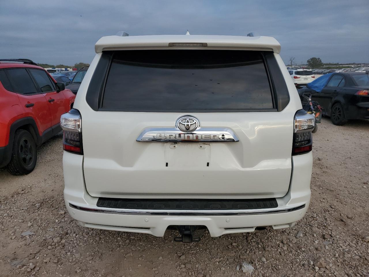 2014 Toyota 4Runner - Image 6