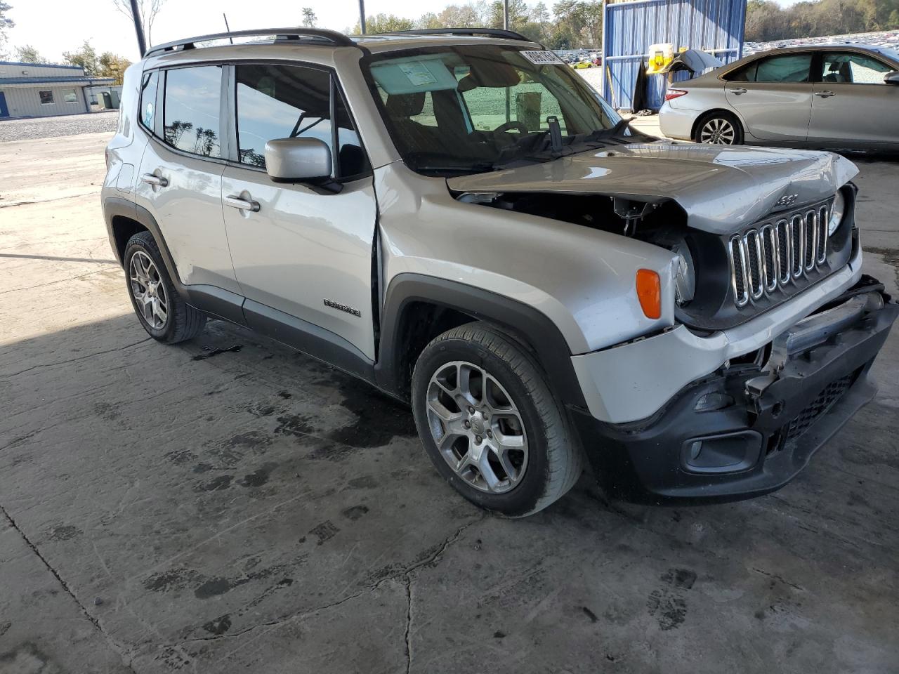 VIN ZACCJABB7JPJ63283 2018 JEEP RENEGADE no.4