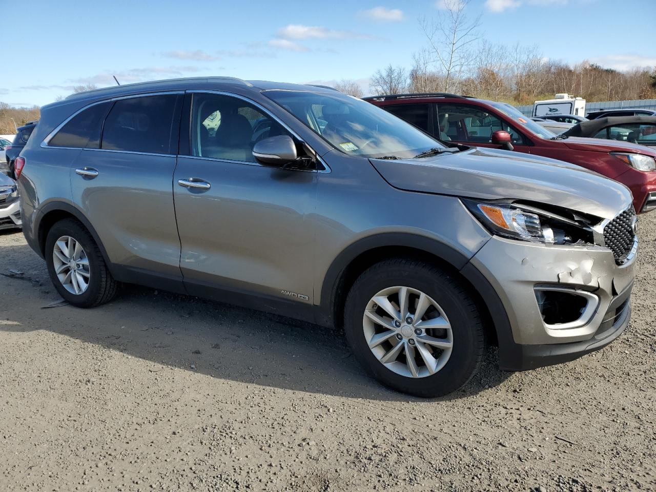 2018 Kia Sorento - Image 4